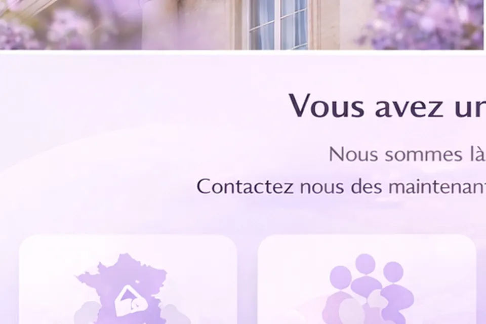 Conseiller accompagnant un dossier en entretien